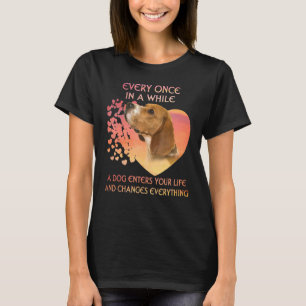 Ab und zu betritt ein Beagle das Leben T-Shirt