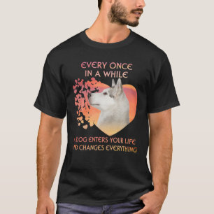 Ab und zu betritt man einen sibirischen Husky T-Shirt