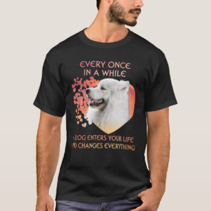 Ab und zu betritt man mit einem Sägetier das Leben T-Shirt