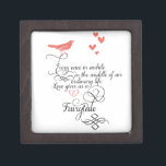 Ab und zu in einem normalen Leben. Kiste<br><div class="desc">Ab und zu in einem normalen Leben. Liebe gibt uns eine Märchen. Niedlicher Vintager Vogel schöne Whimsiktypografie Minze und Korallenherzen</div>