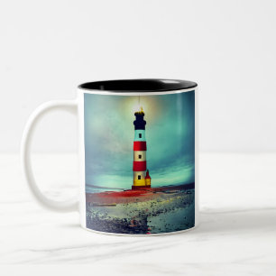 Abandoned Beach Dilapidate Illuminated Lighthouse Zweifarbige Tasse