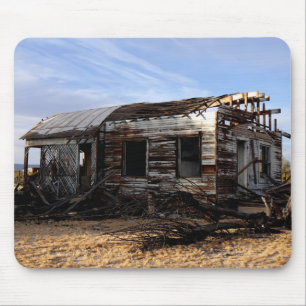 Abandoned House in Kelso California Mousepad