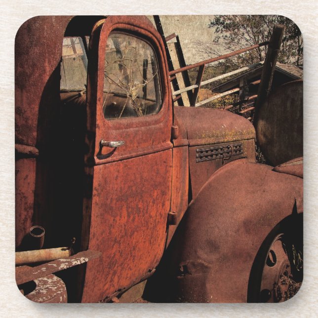 Abandoned Truck on Abandoned Iowa Farm Getränkeuntersetzer (Vorderseite)