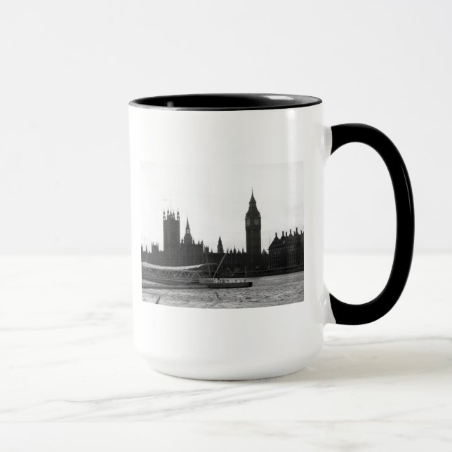 Abbaye de Westminister sur une tasse (Droite)