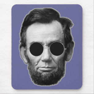 Abe Linoln und billige Sonnenbrille Mousepad