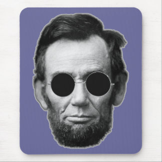 Abe Linoln und billige Sonnenbrille Mousepad