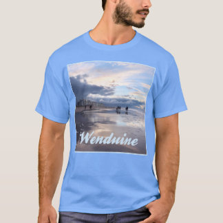 Abend Sky Wenduine Beach, Belgien T-Shirt