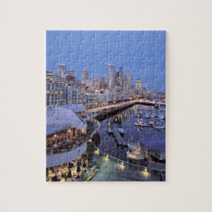 Abendessen am Hafen von Bell in Seattle, Washingto