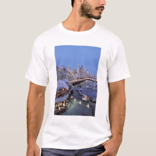 Abendessen am Hafen von Bell in Seattle, Washingto T-Shirt