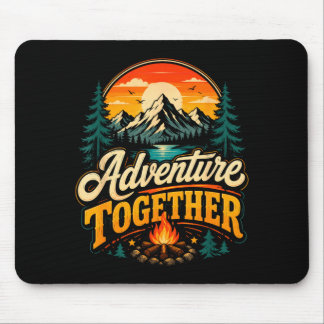 Abenteuer Camping Berg zusammen Familie Mousepad