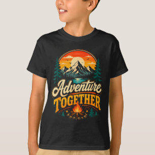 Abenteuer Camping Berg zusammen Familie T-Shirt
