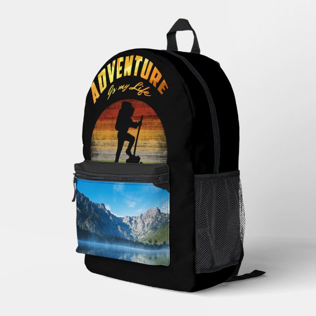 Abenteuer ist mein Leben Bedruckter Rucksack (Rückseitige Ecke Rechts)