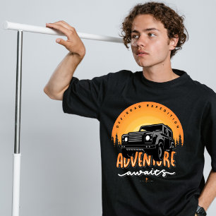 Abenteuer warten auf Street Wear T-Shirt