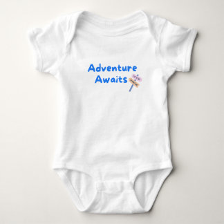 Abenteuer wartet baby strampler