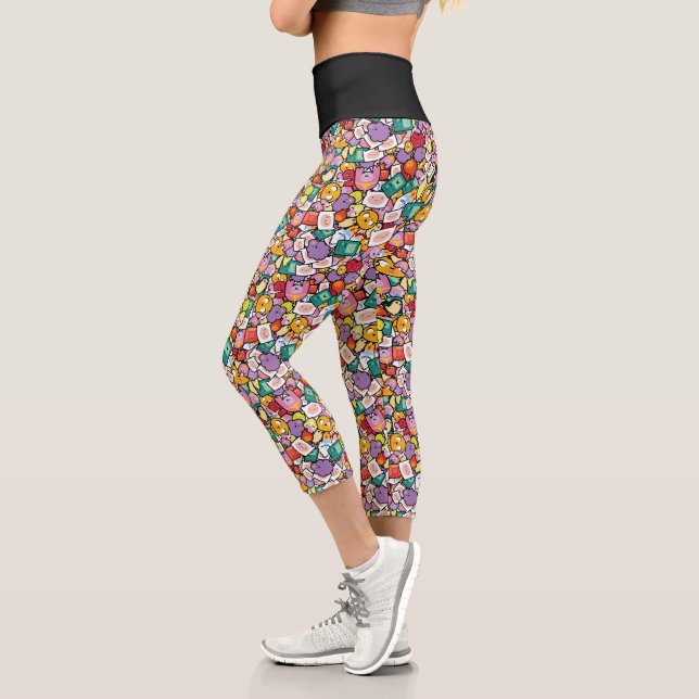 Abenteuerzeit | Zeichen-Toss-Muster Capri Leggings (Links)