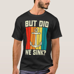 Aber haben wir Pontoon gesehen, der den Kapitän vo T-Shirt