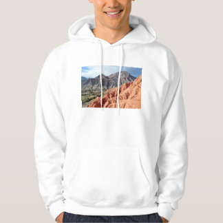 Abgefressener Gebirgszug in Salta Provinz Hoodie