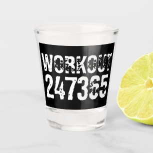 Abgelaufener und kratzter Text Workout 247365 weiß Schnapsglas