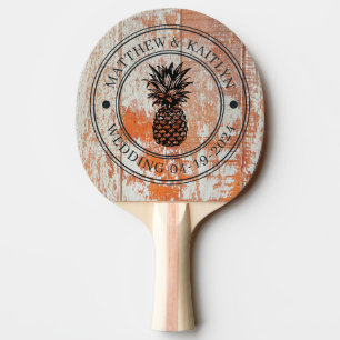 Abgenutztes Scheunenholz Ananas Hochzeitswappen & Tischtennis Schläger