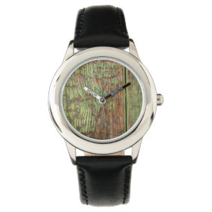 Abgenutztes und gewittertes Stallholz Armbanduhr