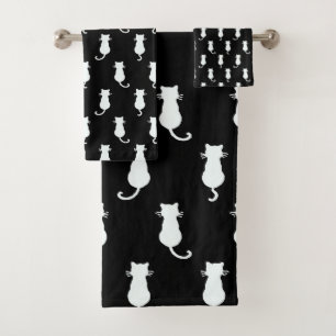 Abgeschiedene weiße Katze auf schwarzem Polka-Dot Badhandtuch Set