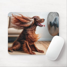 Abkühlung des irischen Setters durch einen Lüfter Mousepad