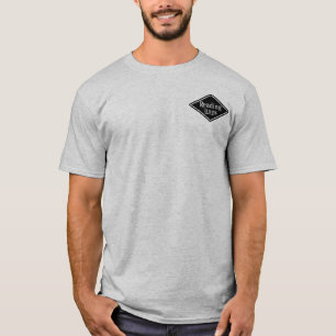 Ablesen der Bahnsystems-Karte u. des Logo-T - T-Shirt