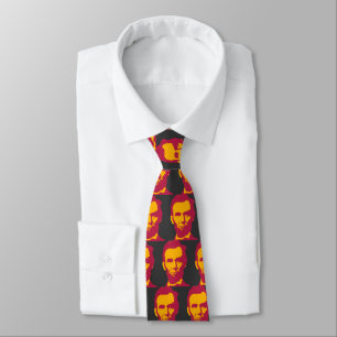 Abraham Lincoln in Orange u. in Rotem Krawatte