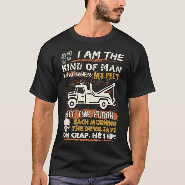 Abschleppwagen-Fahrer-Schlag-Boden-Teufel sagt, T-Shirt (Vorderseite)