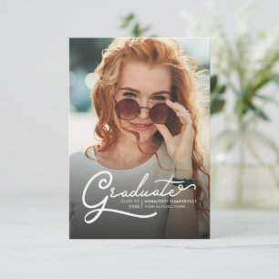 Abschluss 2022 Modernes Foto Script Graduate Party Einladung