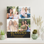 Abschluss 4 Foto Raster Collage Black and Gold Leinwanddruck<br><div class="desc">Chic Canvas Print, um für Ihren Absolvent personalisieren. Die Fotovorlage ist Set für Sie, um für Ihre Lieblings-Fotos Ihrer Studienjahre hinzuzufügen. Ihre Fotos werden in quadratischer / instagram-Format in einer einfachen Grid-Stil Foto-Collage angezeigt. "Graduate" wird handschriftlich in goldenem Glitzer geschrieben und Ihr Name und Ihre Klasse von [Jahr] werden in...</div>