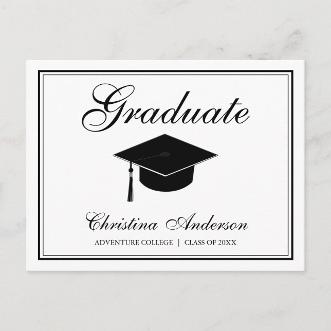 Abschluss Black Grad Cap & Script auf weißem Party Einladungspostkarte (Vorderseite)