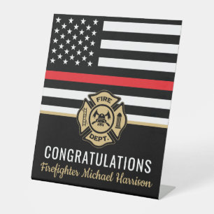 Abschluss der Feuerwehr-Akademie Rote Linie Sockelschild