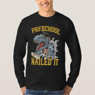 Abschluss Dinosaurier Monster Truck Preschool Nail T-Shirt