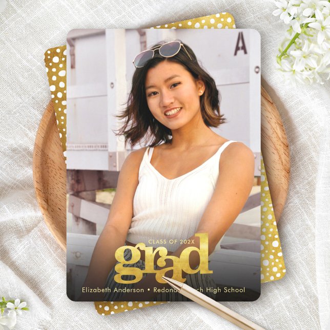 Abschluss Foto Gold kühne moderne Typografie Ankündigung (Von Creator hochgeladen)