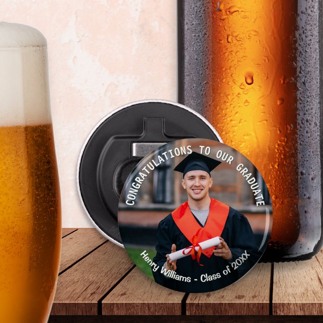 Abschluss Foto Keepake Personalisiert Flaschenöffner (A bottle opener for a new graduate, with custom photo, name and graduation year)