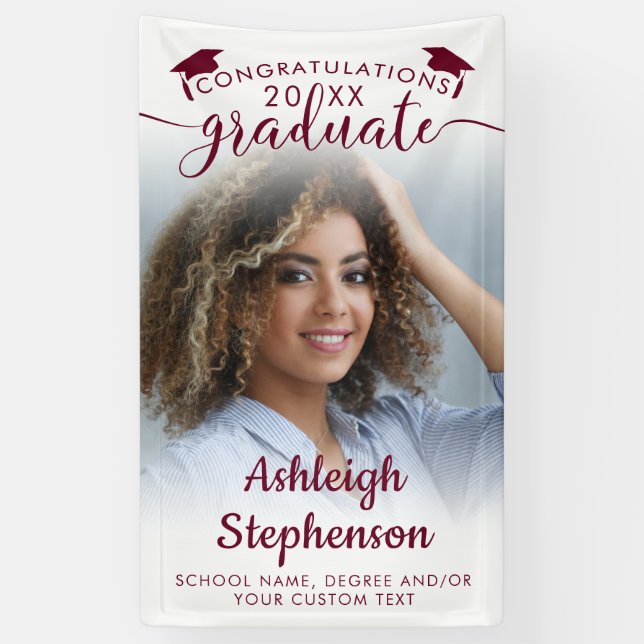 Abschluss Foto Maroon Glückwunschs Grad Script Banner (Vertikal)