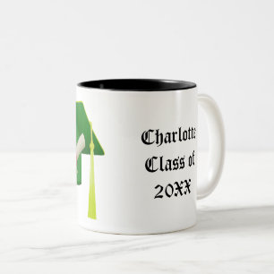 Abschluss Green Cap-Klasse 20XX Name hinzufügen Zweifarbige Tasse