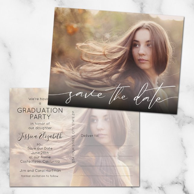 Abschluss Modernes Drehbuch Save the Date Postkarte (Von Creator hochgeladen)