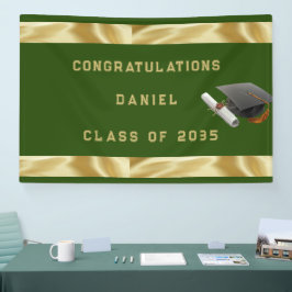 Abschluss Mortar Board Green und Gold Banner