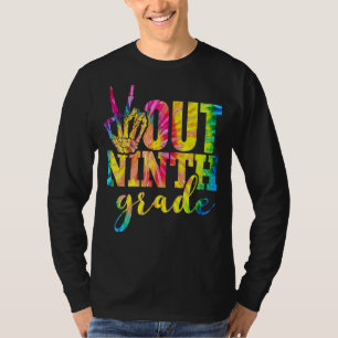 Abschluss Peace Hand Sign Out Neunte Gefärbte Kraw T-Shirt