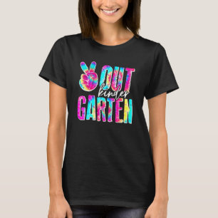 Abschluss Peace Sign Out Kindergarten Gefärbte Kra T-Shirt