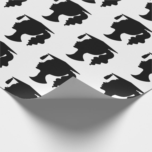 Abschluss Schwarz-weiß Girl Silhouette  Geschenkpapier (Ecke)