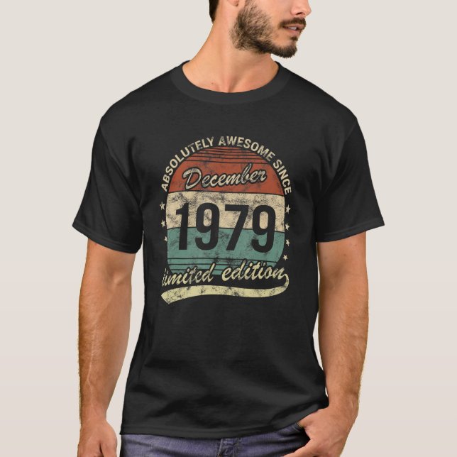 Absolut Phantastisch seit Dezember 1979 Mann Frau  T-Shirt (Vorderseite)
