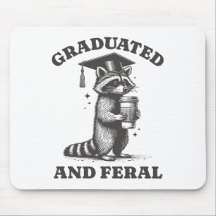 Absolvent Und Verwilderter Waschbär Cl Von 2025 Vi Mousepad