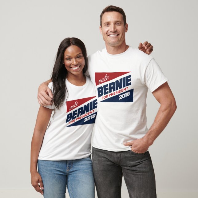 Abstimmung Bernie für das Wahlkampfflugzeug Präsid T-Shirt (Unisex)