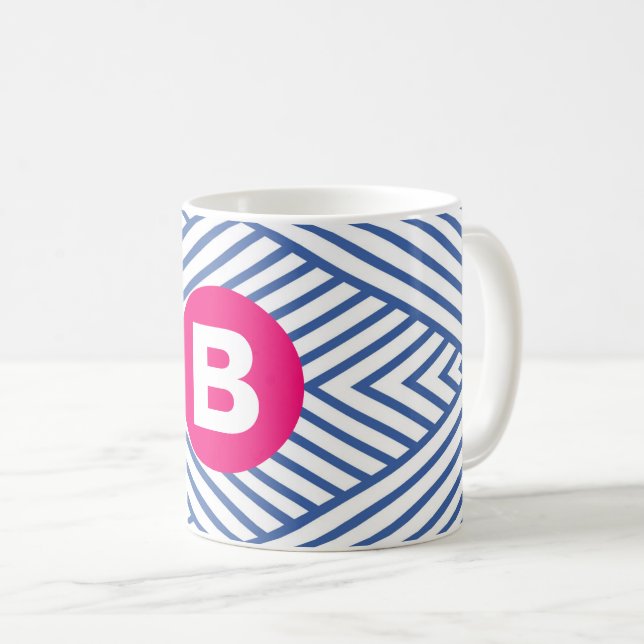Abstract Blue Stripey Pattern Pink Monogram Kaffeetasse (VorderseiteRechts)
