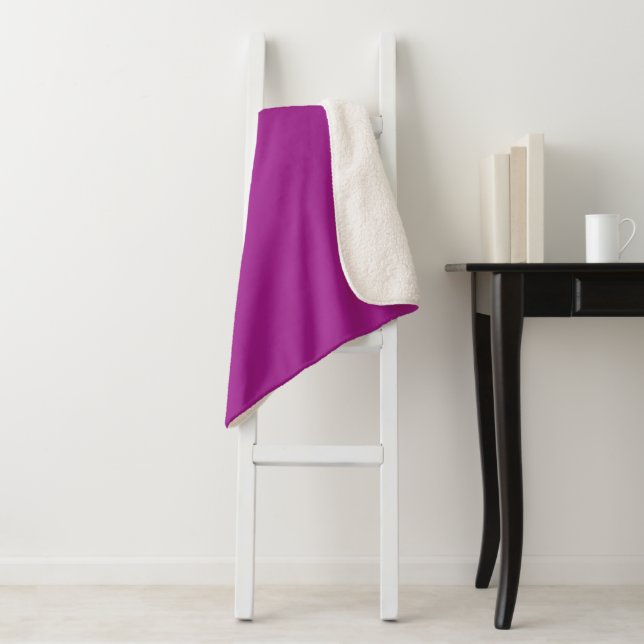 Abstract purple Solid Plain Color Sherpadecke (Beispiel)