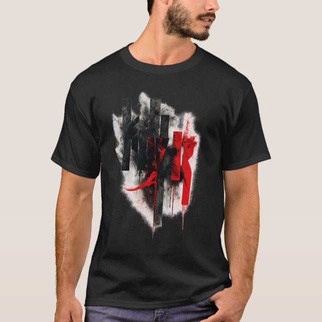 Abstract Red & Black Grunge Typography  T-Shirt (Vorderseite)