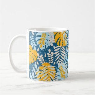 Abstract seamless pattern with tropical leaves and kaffeetasse